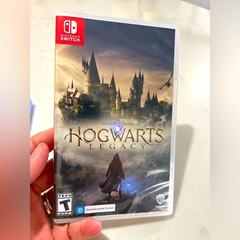 Nintendo Switch Hogwarts Legacy, NEW unopened